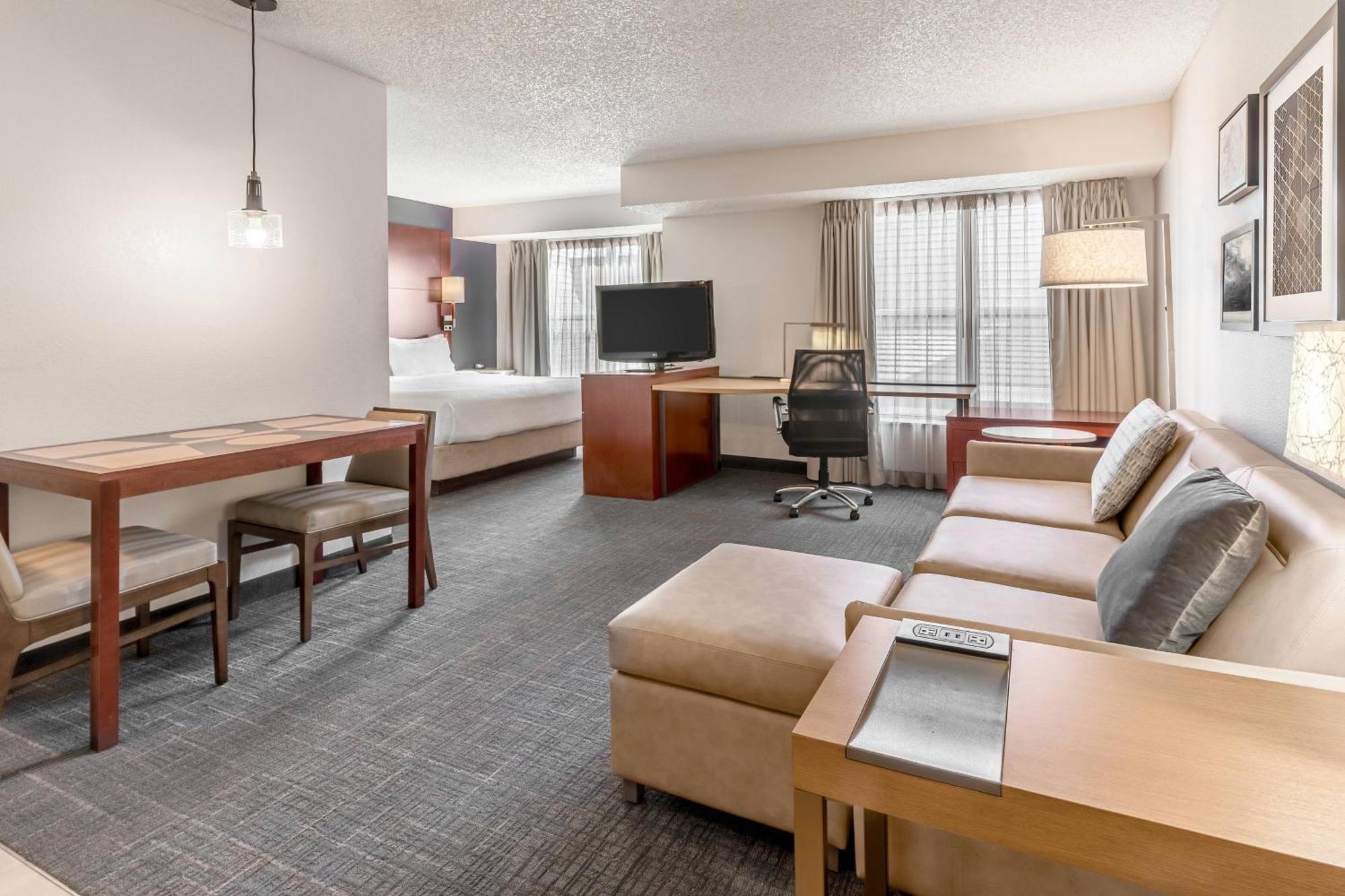 Sacramento 3*