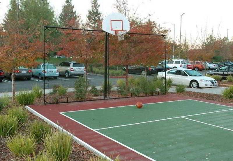 Sacramento 3*